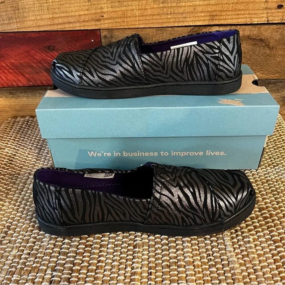 Toms Alpargata Black Shimmer‎ Zebra Print Slip On Shoes Size Youth 4